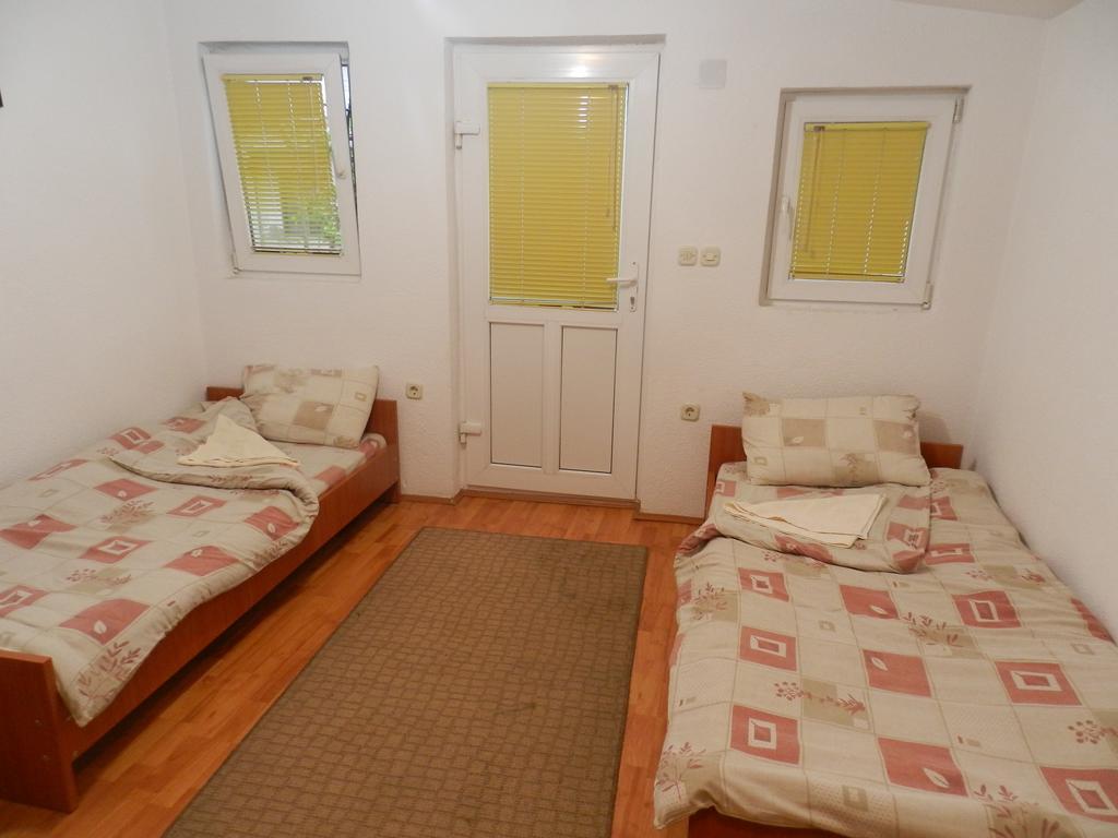 Apartment-Studio Downtown Dudanovi أوهغيد المظهر الخارجي الصورة